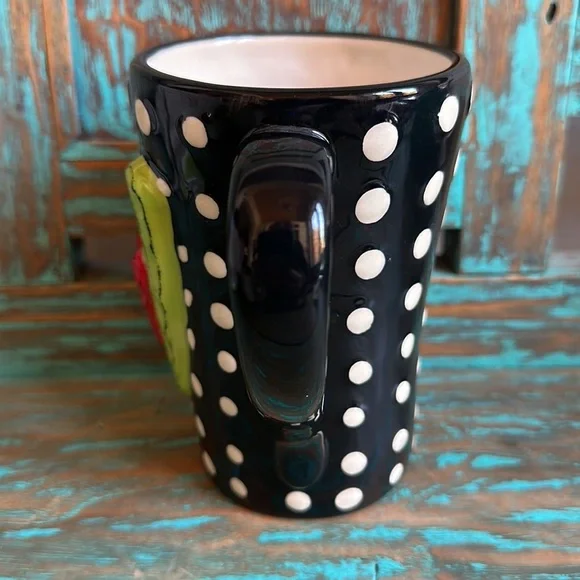 Demdaco HeARTful Home Heart 3D Mug by Tracy Pesche Black Green Red White - Picture 2 of 8